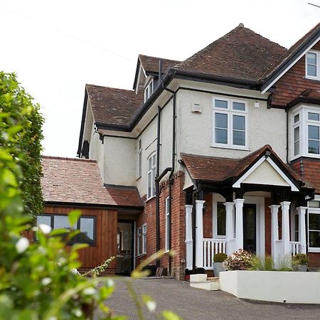 Lyndhurst House Exterior photo